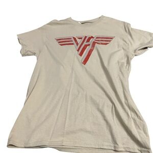Casual Beige Tee with Red Graphic